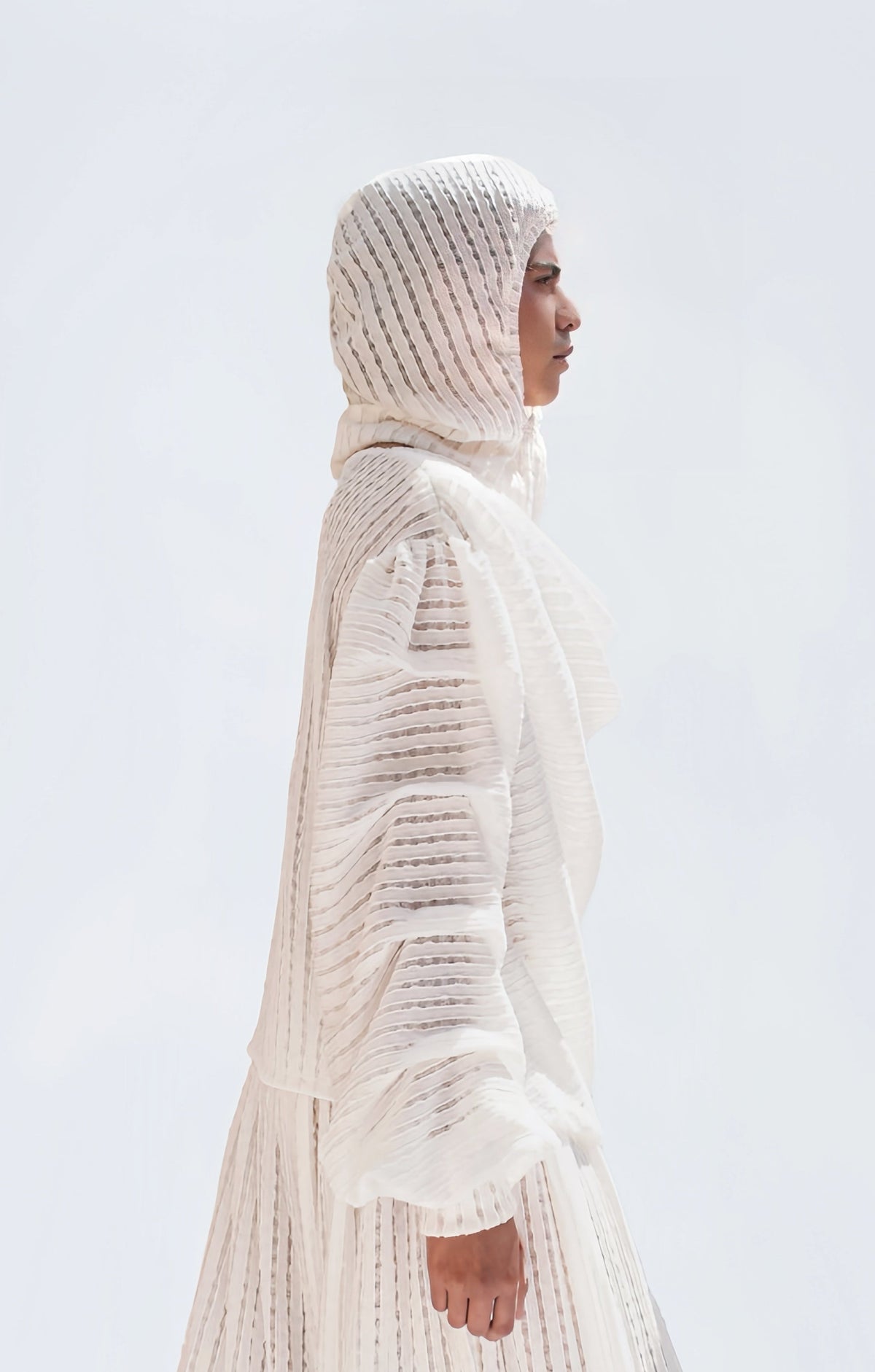 VEIL SWEATER